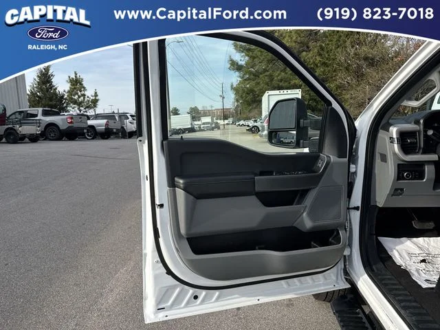 Used 2025 White Ford XLT image 20