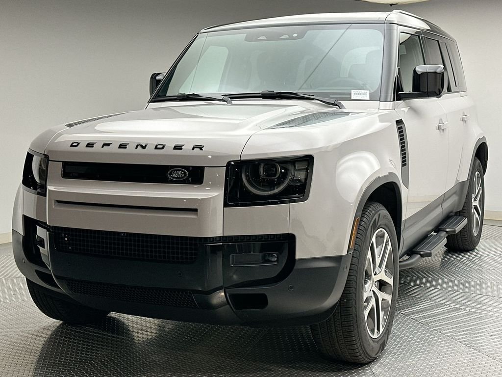 2026 Land Rover Defender 110 S P300's photo