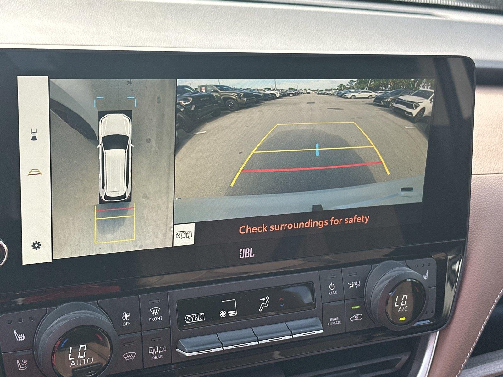 New 2026 Wind Chill Pearl <sup>1</sup> Toyota  Platinum image 18
