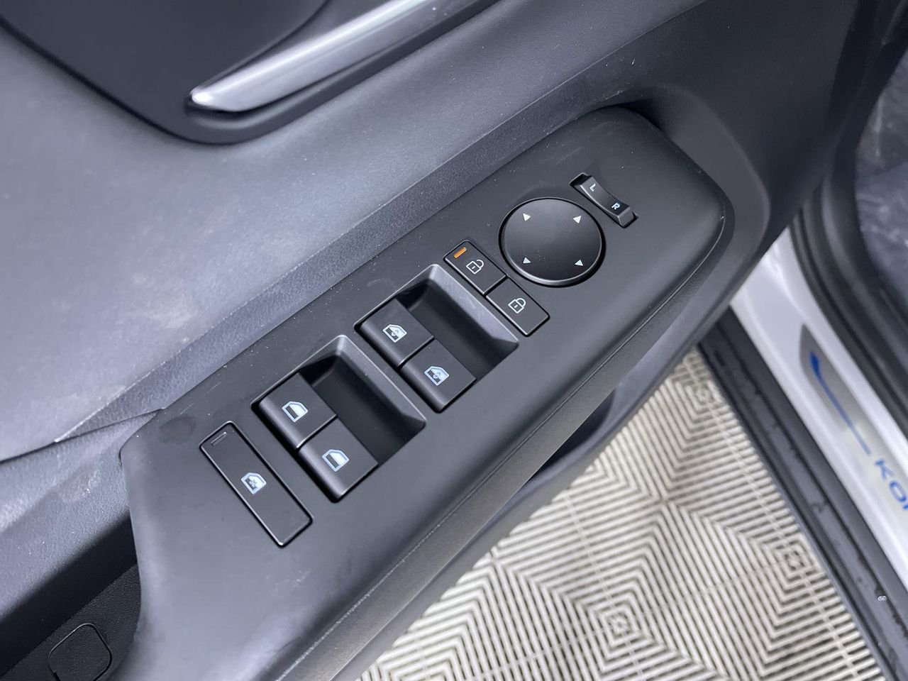 New 2026 Cyber Gray Metallic Hyundai Limited AWD image 24
