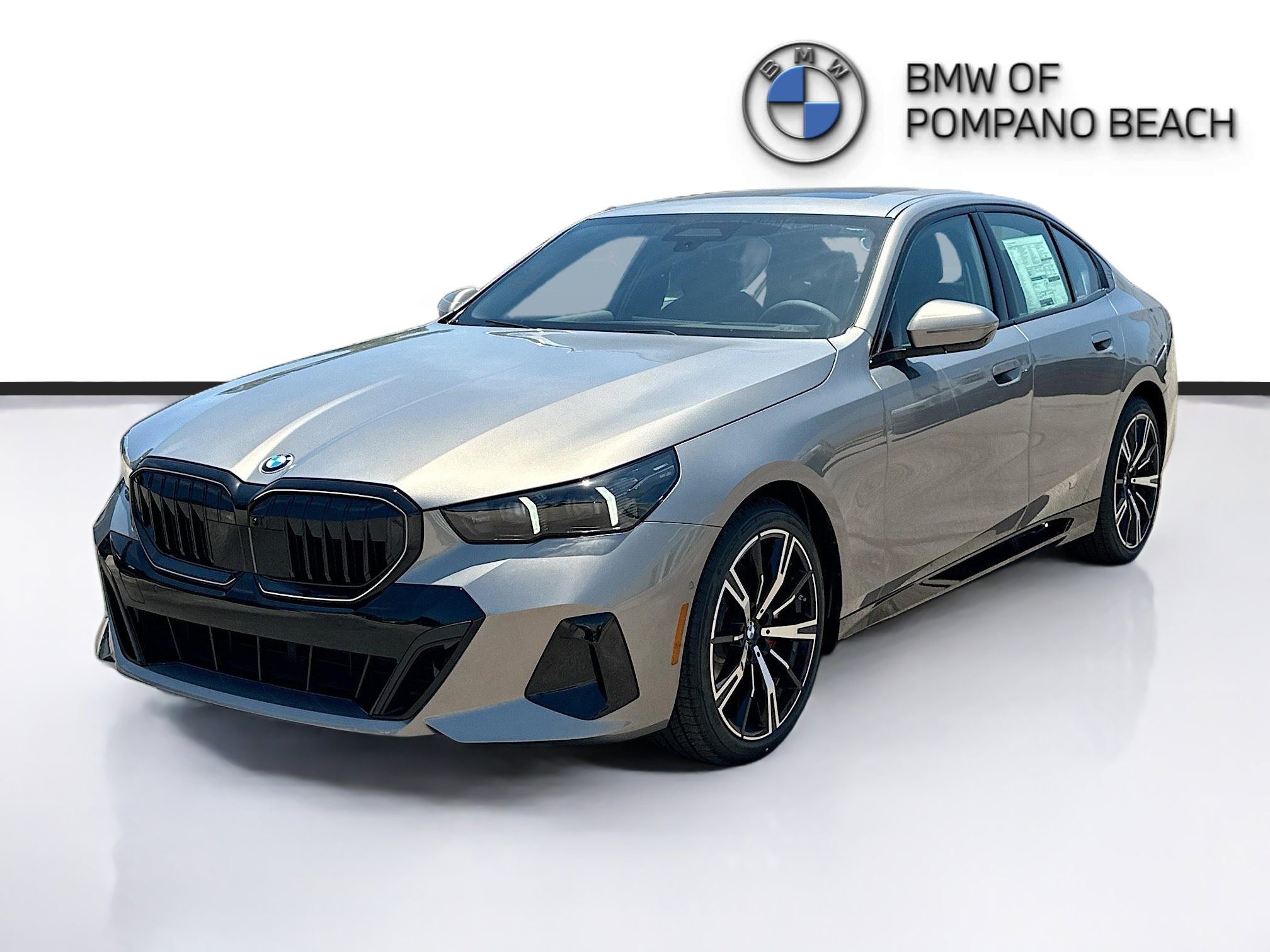 New 2027 Oxide Grey Metallic BMW 530i image 3