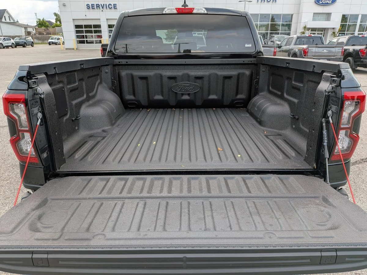 New 2025 Black Ford XLT image 7