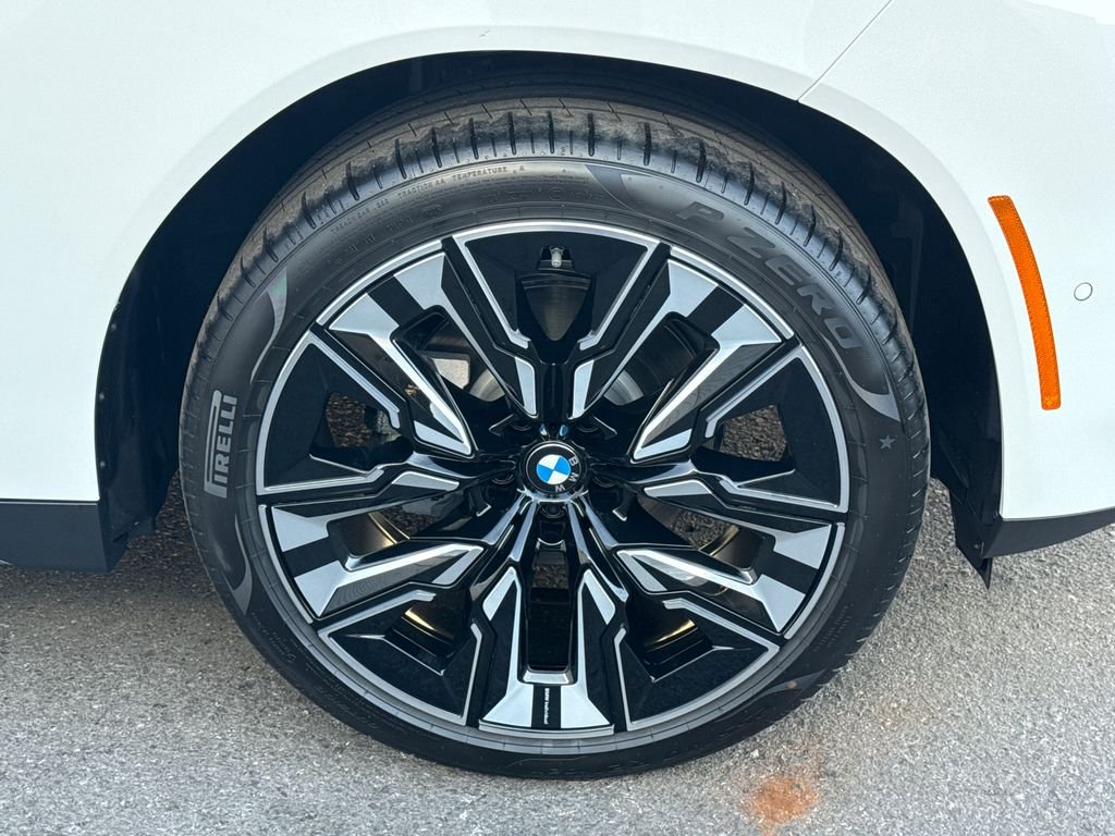 New 2026 Alpine White BMW 30 xDrive image 7