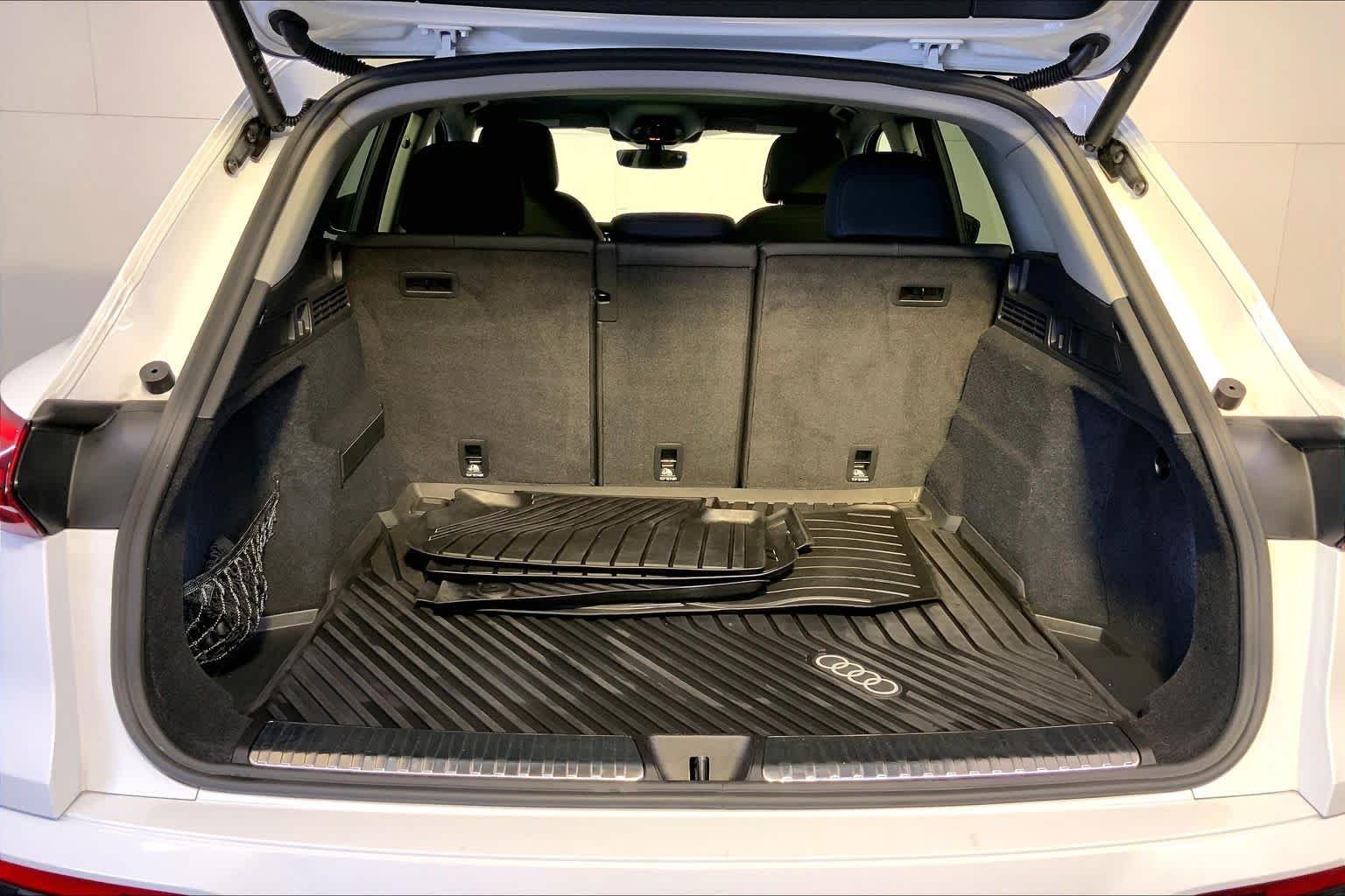 Used 2025 Glacier White Metallic Audi Premium image 37