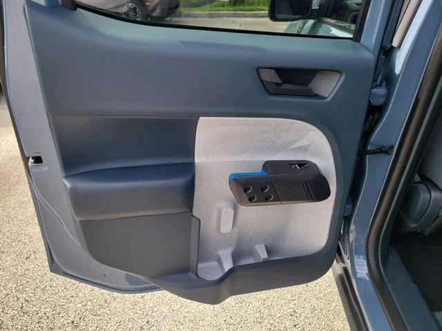 New 2026 Azure Gray Metallic Ford XLT image 11