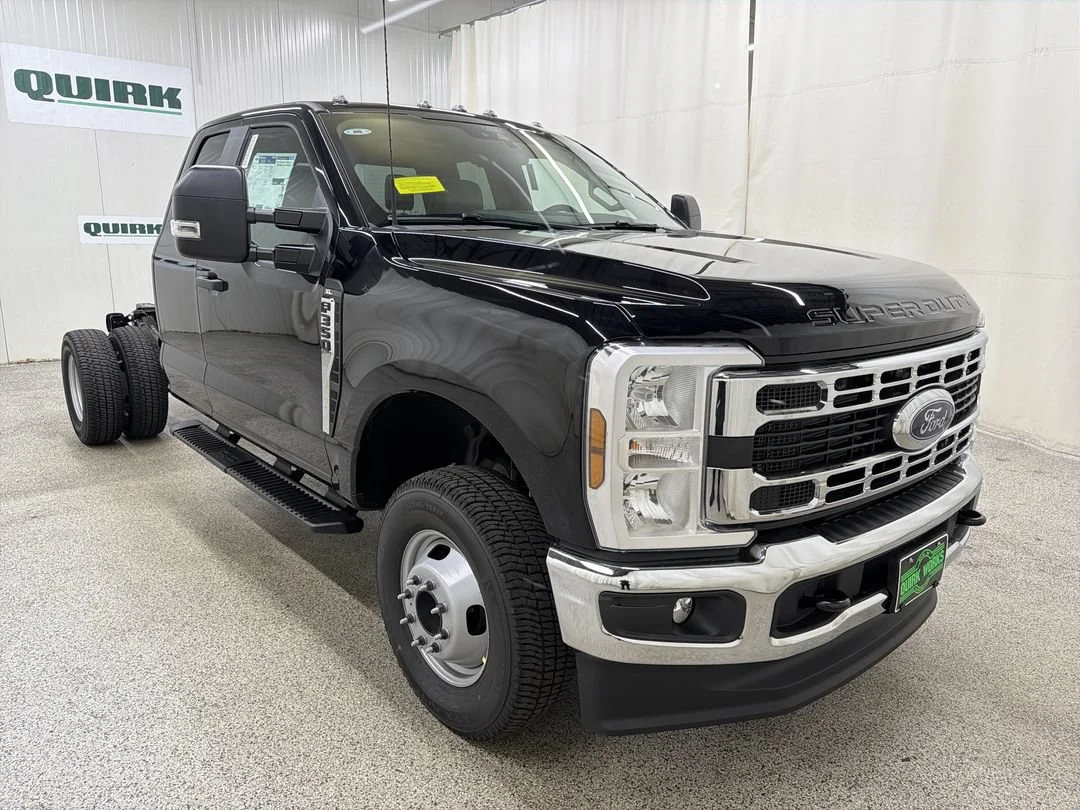 2026 Ford F-350 Super Duty Chassis Cab XL