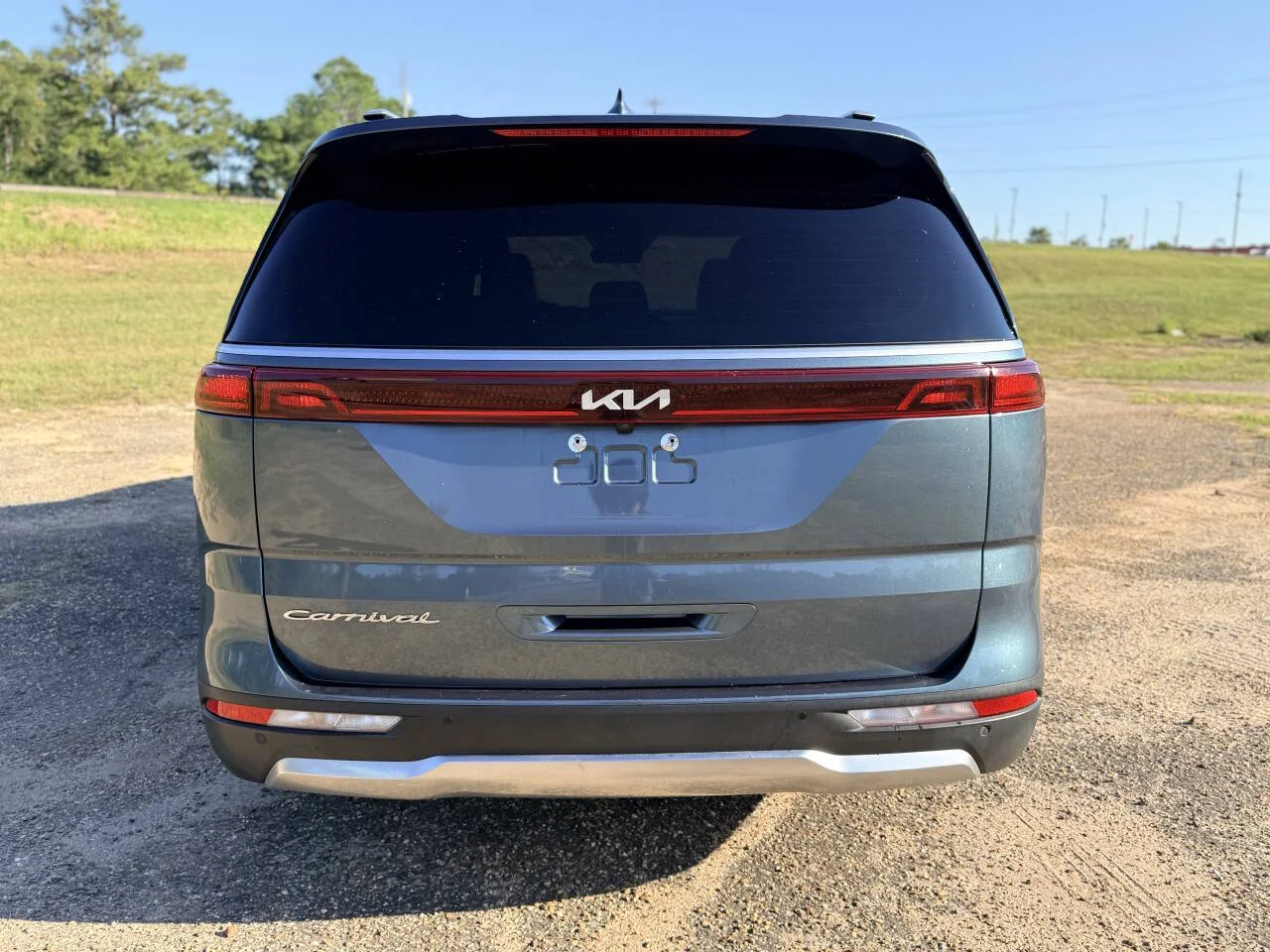 Used 2022 Gray Kia SX 4dr Mini Van image 4