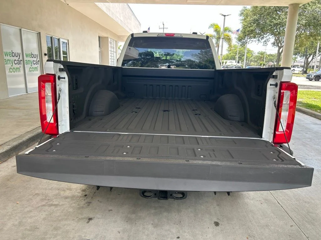 Used 2025 White Ford XLT image 28