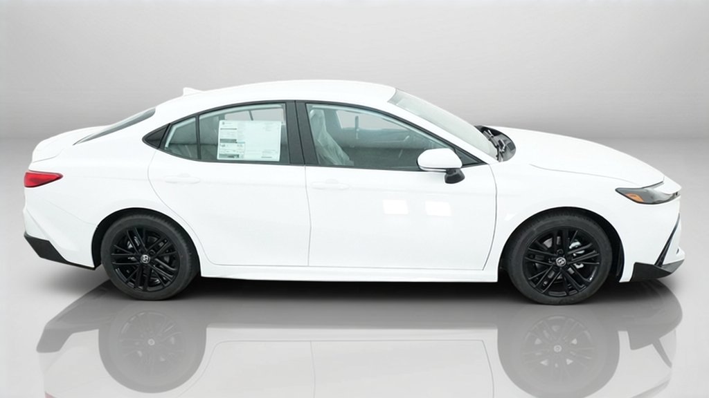 New 2026 Ice Cap Toyota SE image 7