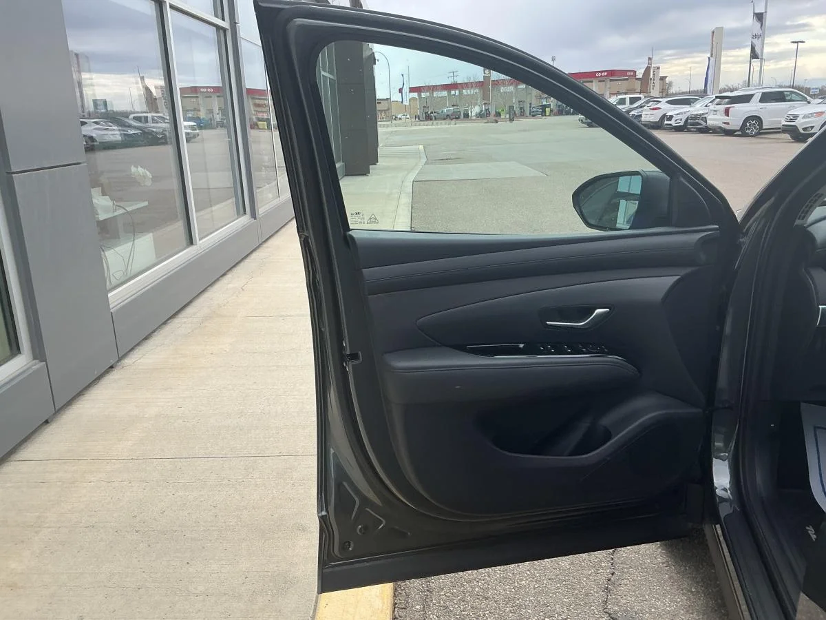 New 2026 Grey Hyundai Preferred image 15