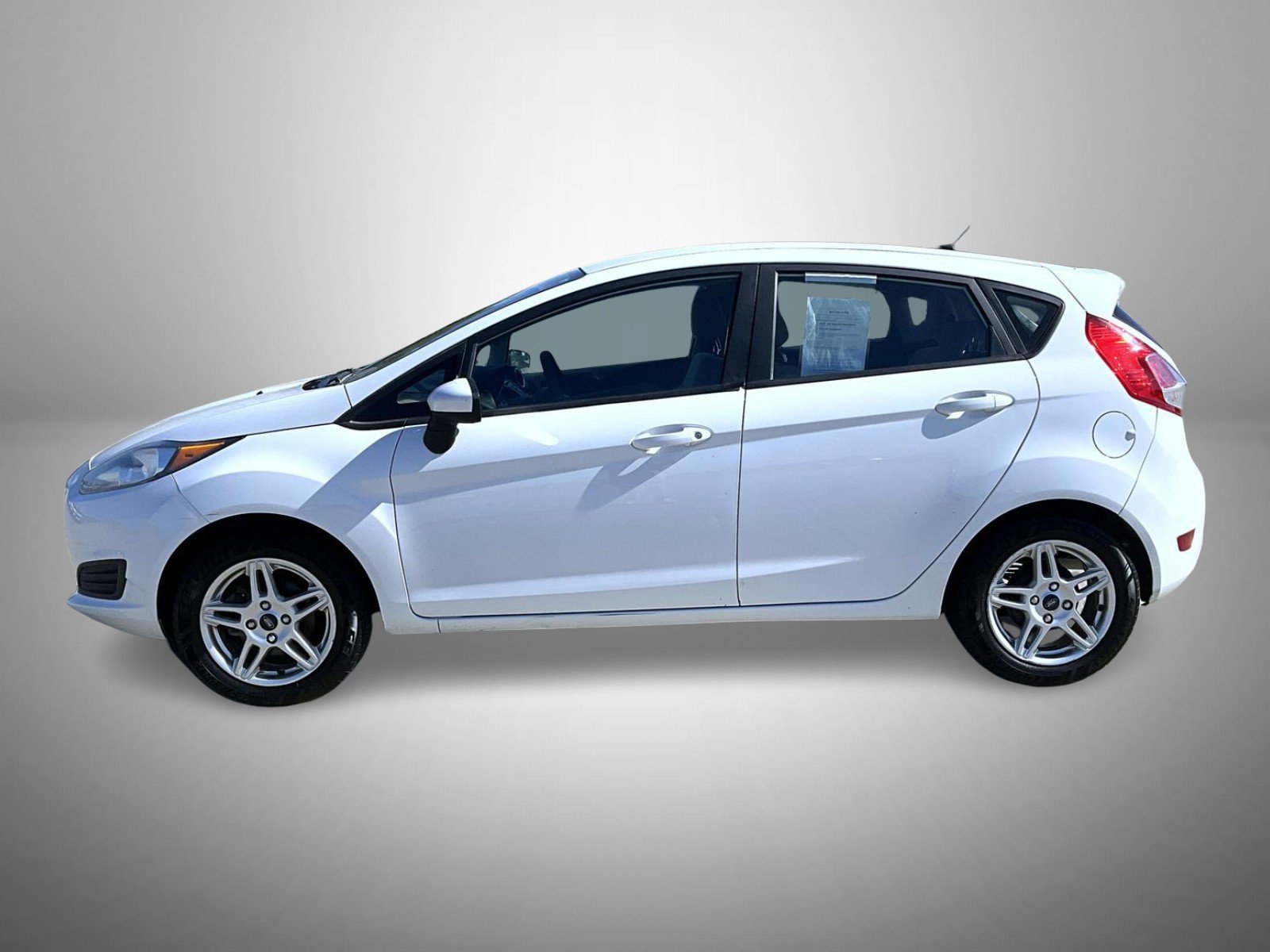 Used 2017 White Ford SE image 8