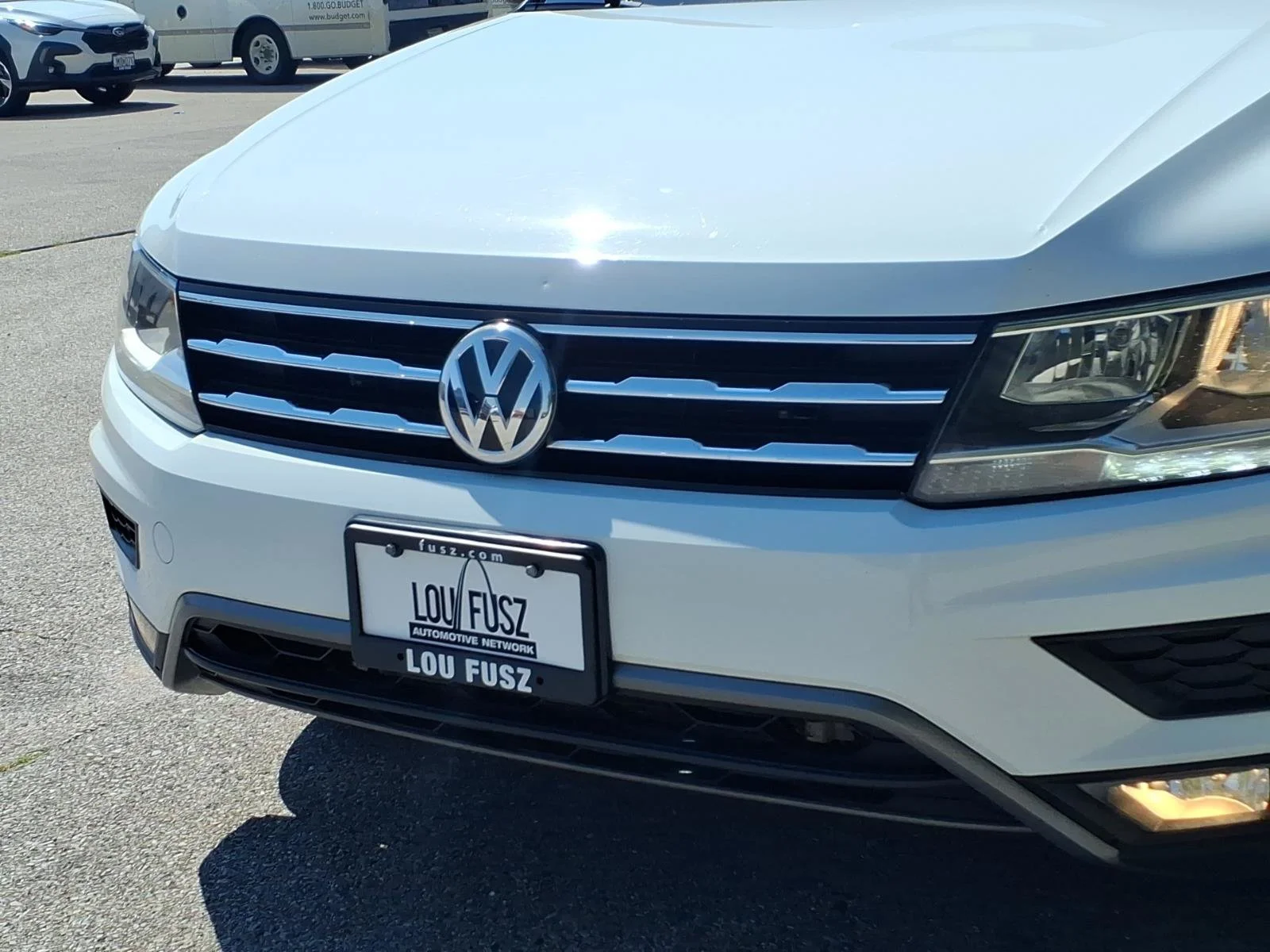 Used 2018 Pure White Volkswagen SEL image 34