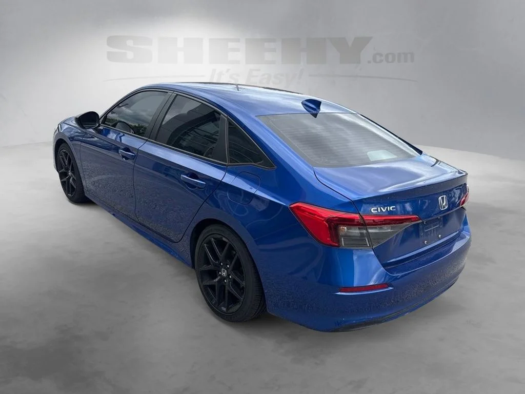 Used 2022  Honda Sport image 13