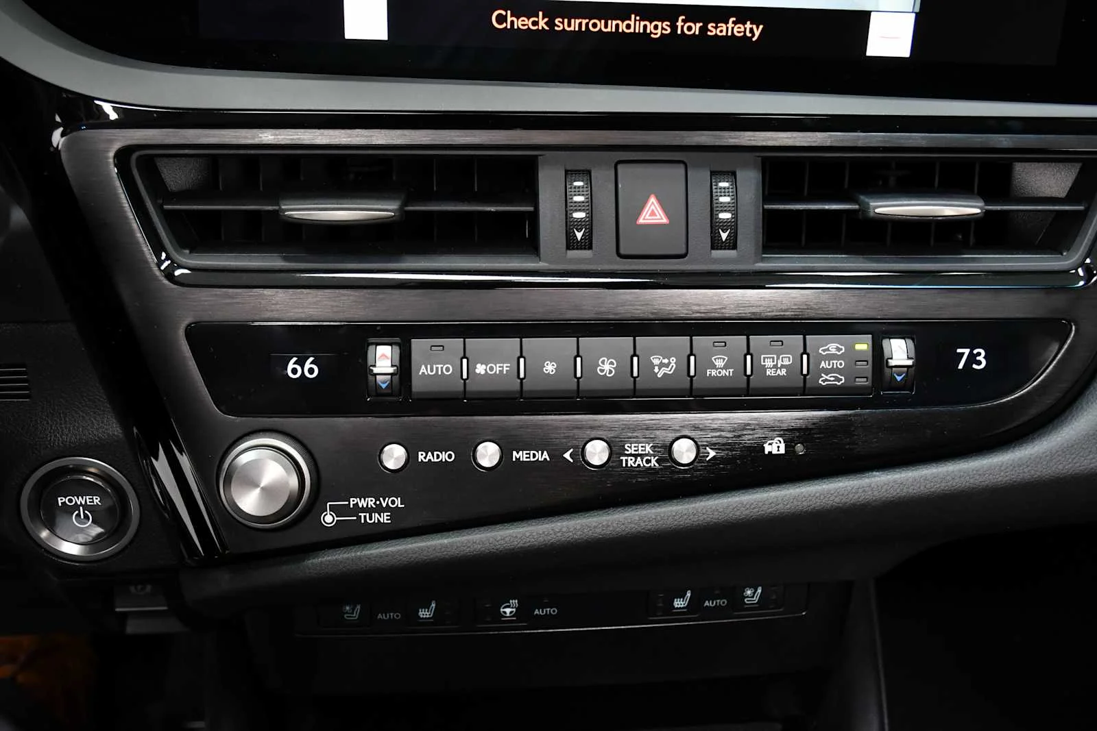 Certified Used 2024 IRIDIUM Lexus  image 19