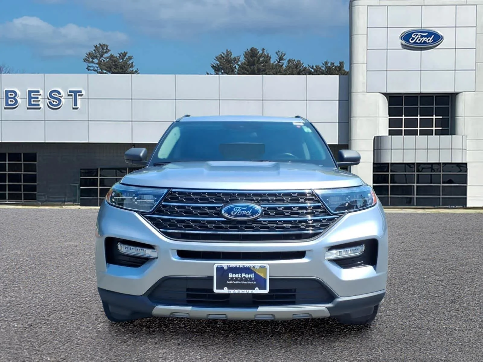 Used 2023 Iconic Silver Ford XLT image 11