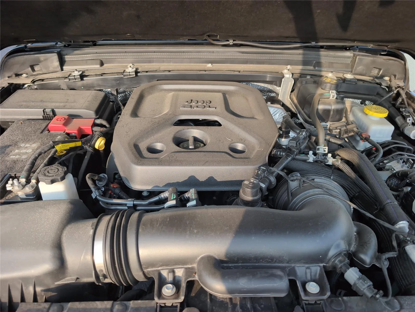 Used 2025 Black Clearcoat Jeep Sahara image 12