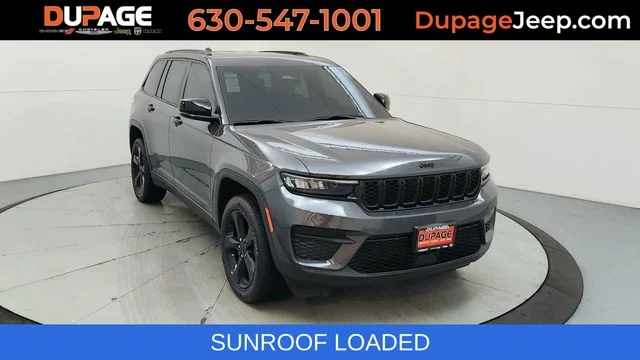Used 2024 Gray Jeep Altitude X image 1