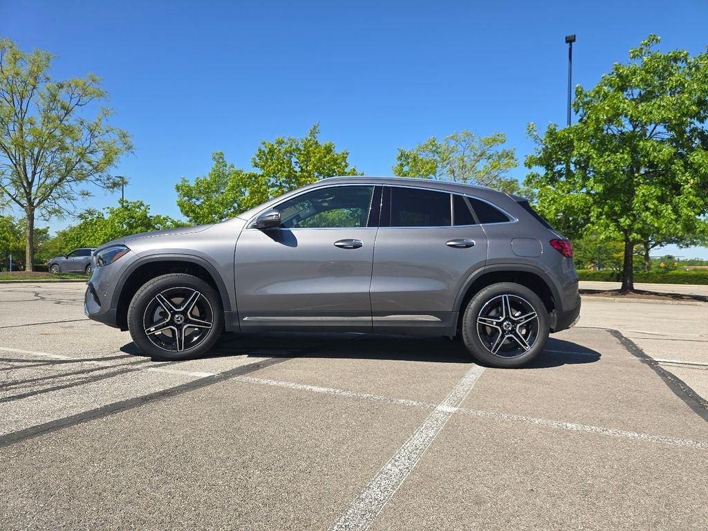 New 2026 Mountain Grey Metallic Mercedes-Benz GLA 250 image 13