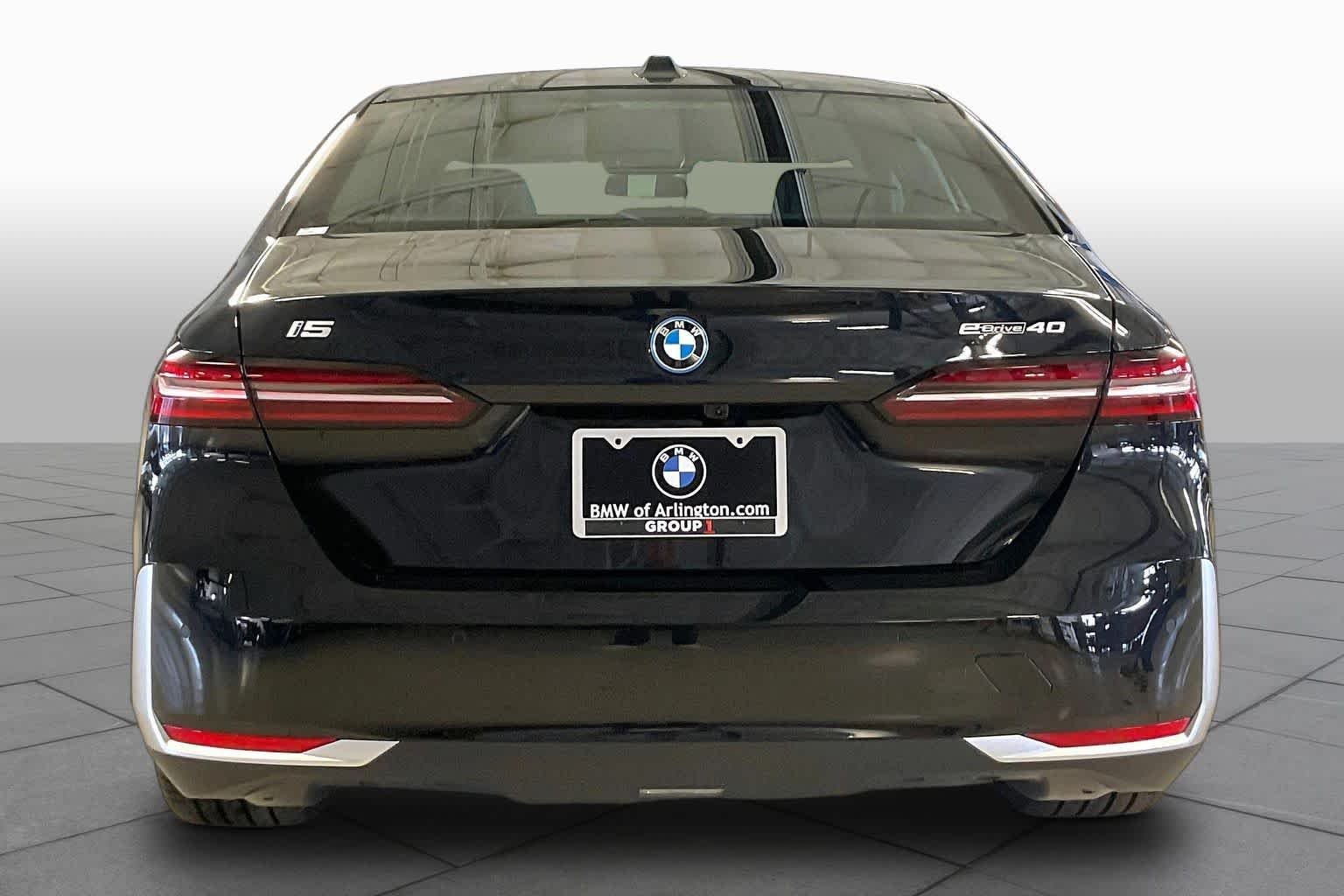 New 2027 Black Sapphire Metallic BMW eDrive40 image 4