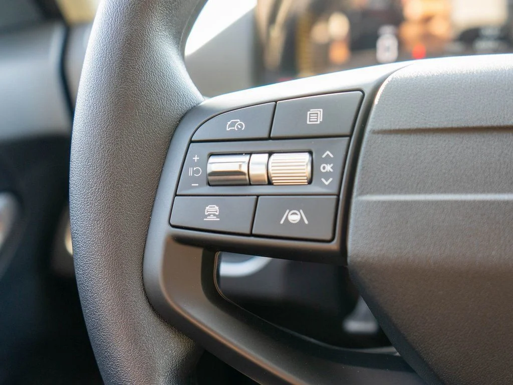 2025 Kia K4 LX - Photo 18