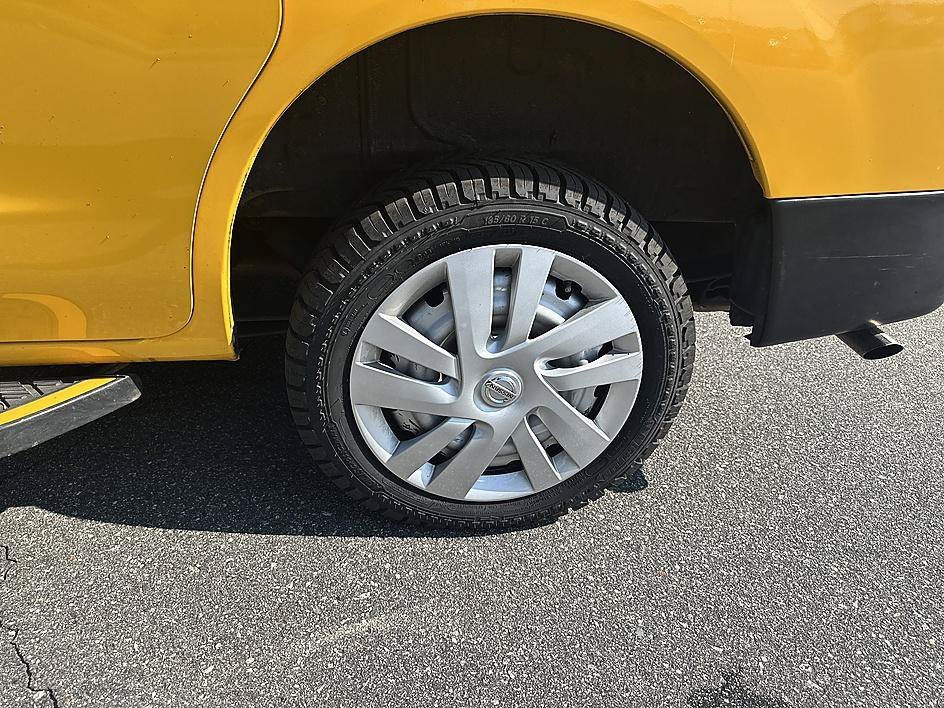 Used 2016 Taxi Yellow Nissan SV image 11