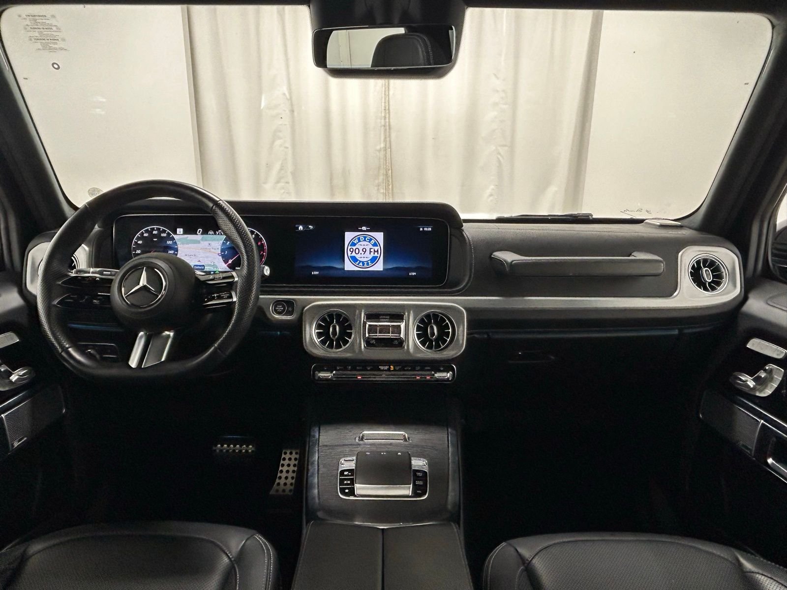 Used 2025 Obsidian Black Metallic Mercedes-Benz G 550 image 8
