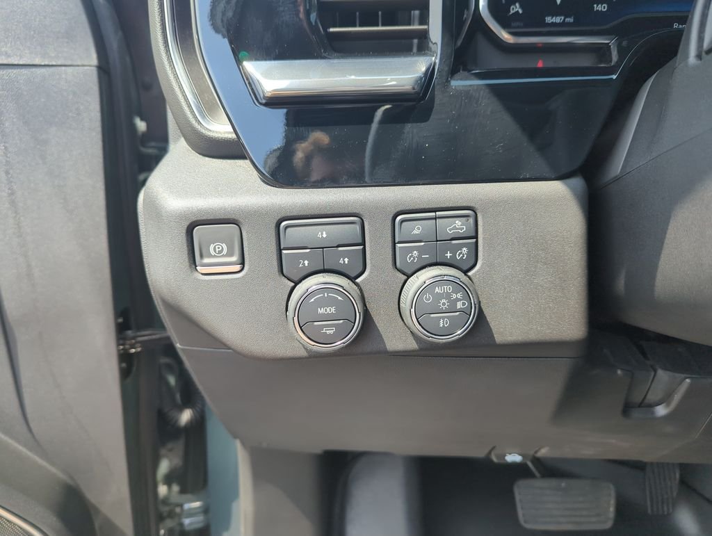 Used 2025 Gray Chevrolet LT image 20