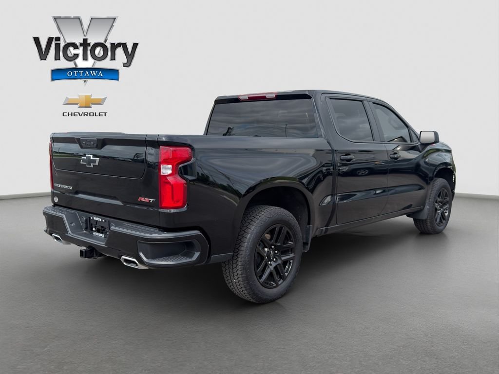 Used 2025 Black Chevrolet RST image 6