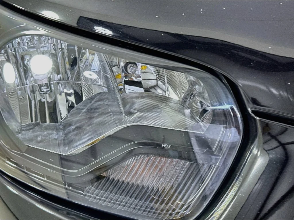 Used 2023 Black Metallic Ford Base image 32