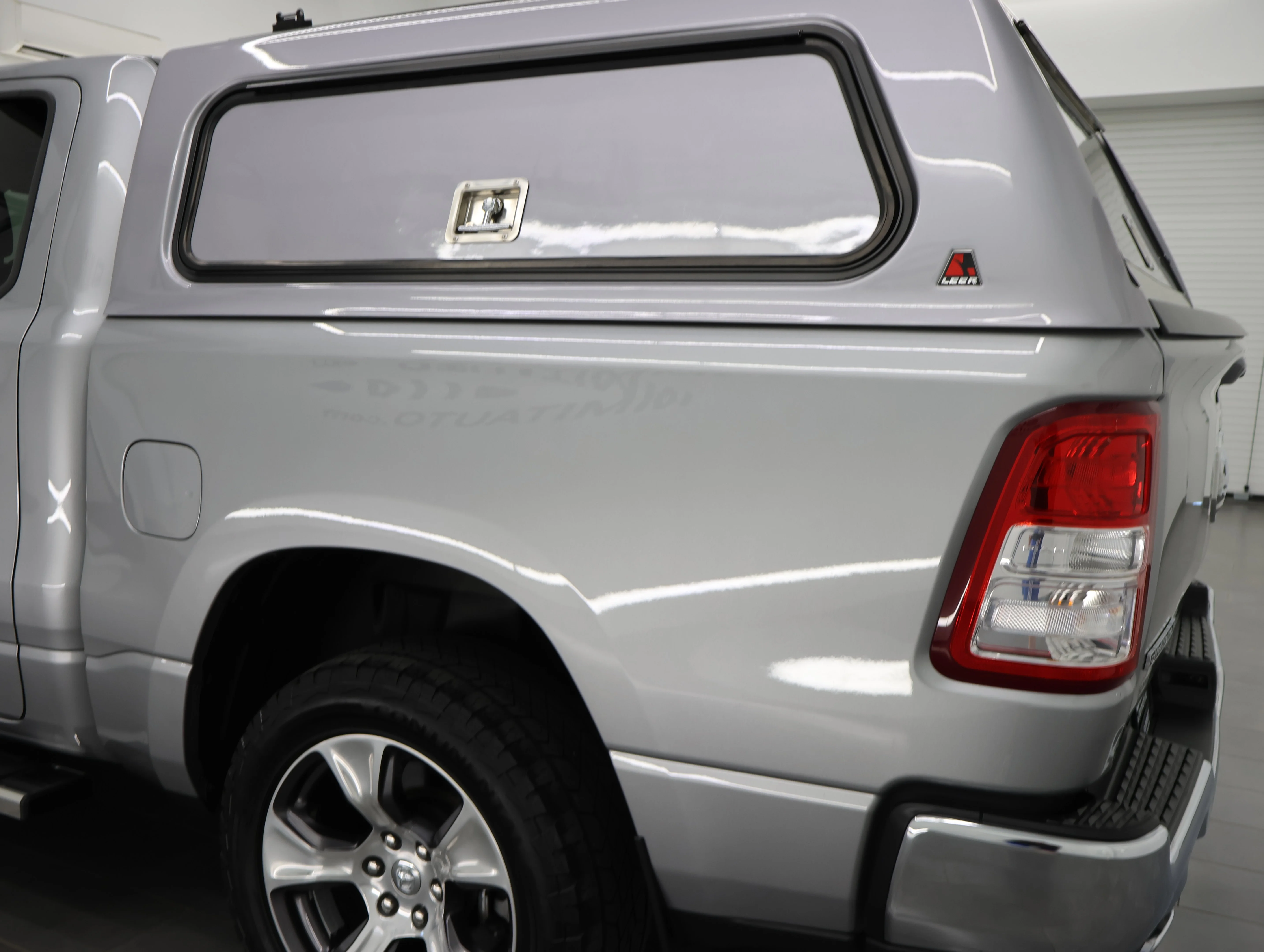 Used 2022 Billet Silver Metallic Clearcoat Ram Big Horn/Lone Star image 29