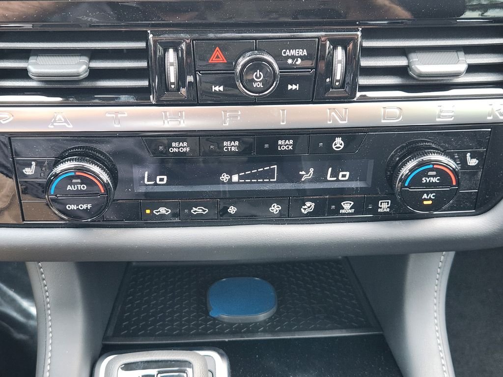 New 2026 Everest White Pearl TriCoat Nissan SL image 19