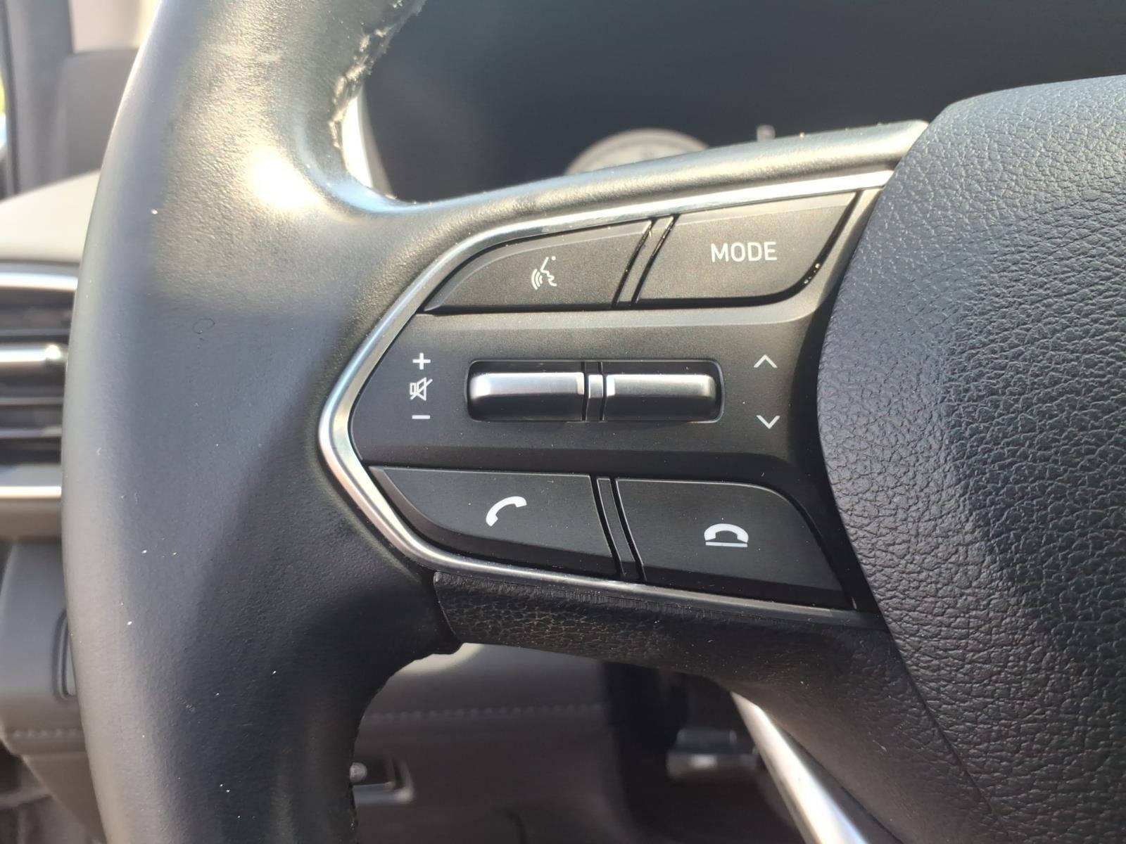 Used 2022 Shimmering Silver Hyundai SEL image 28