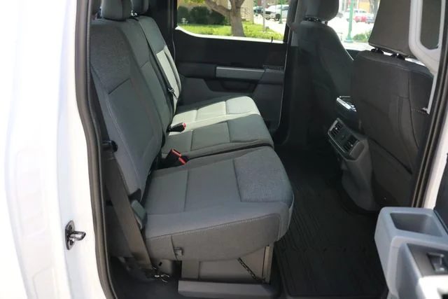 New 2026 Oxford White Ford XLT image 46