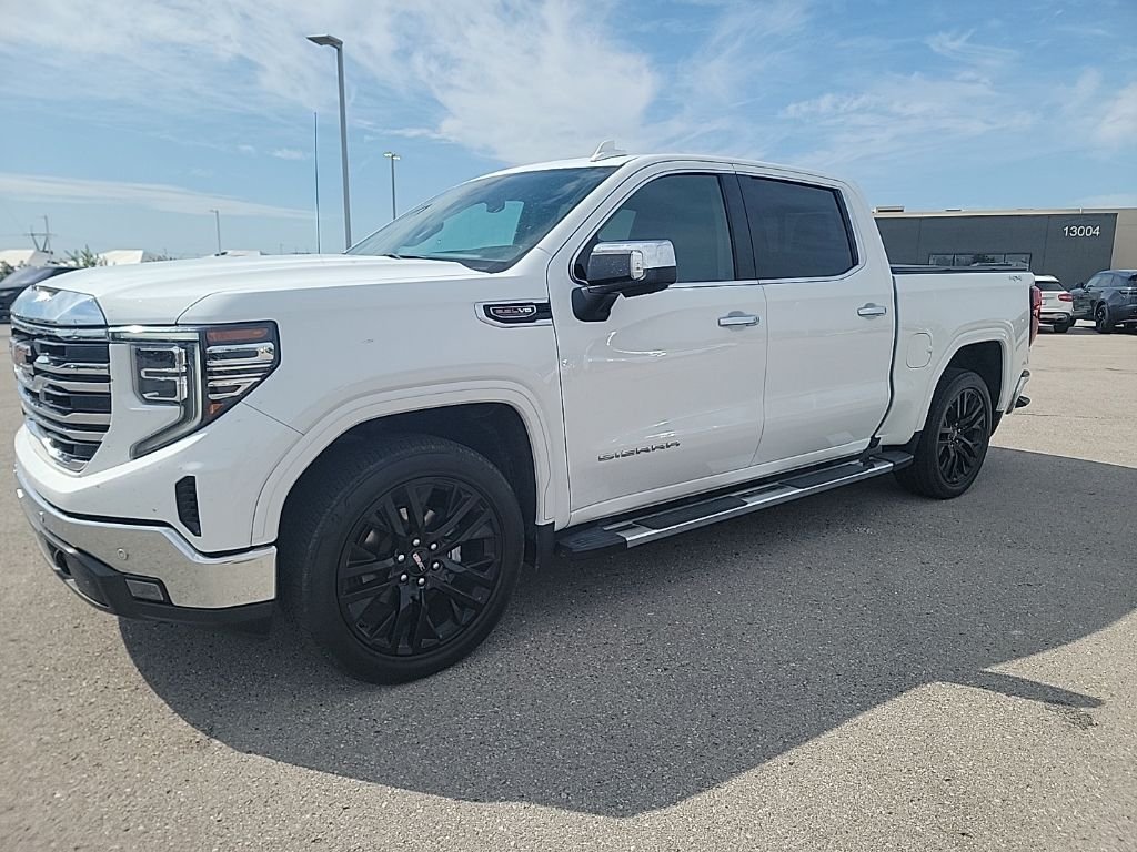 Used 2024 White GMC SLT image 1