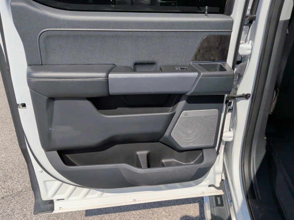 Used 2023 Oxford White Ford Lariat image 37