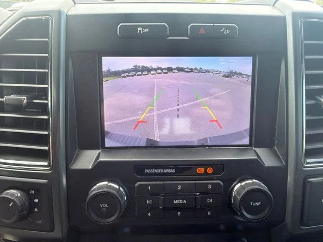 Used 2021 Gray Ford XLT image 29