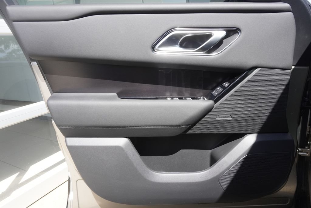 2026 Land Rover Range Rover Velar Dynamic SE - Photo 17