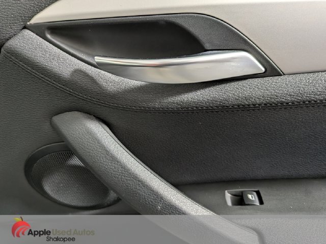 Used 2015 Gray BMW xDrive28i image 37