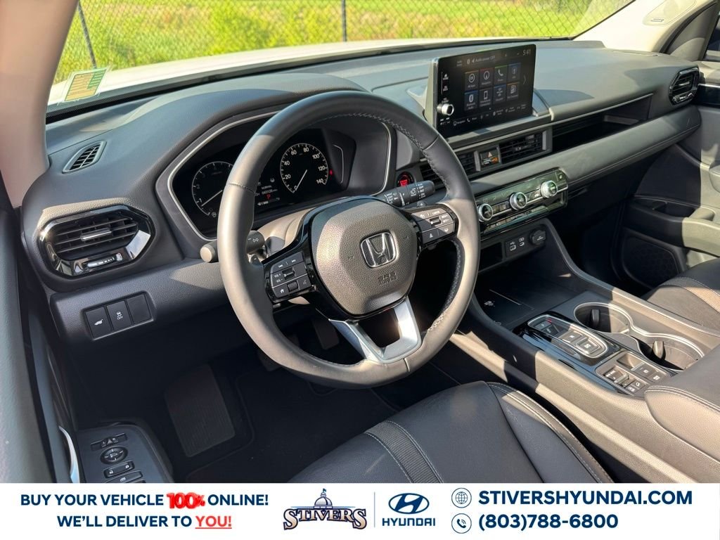 2025 Honda Pilot Touring - Photo 23