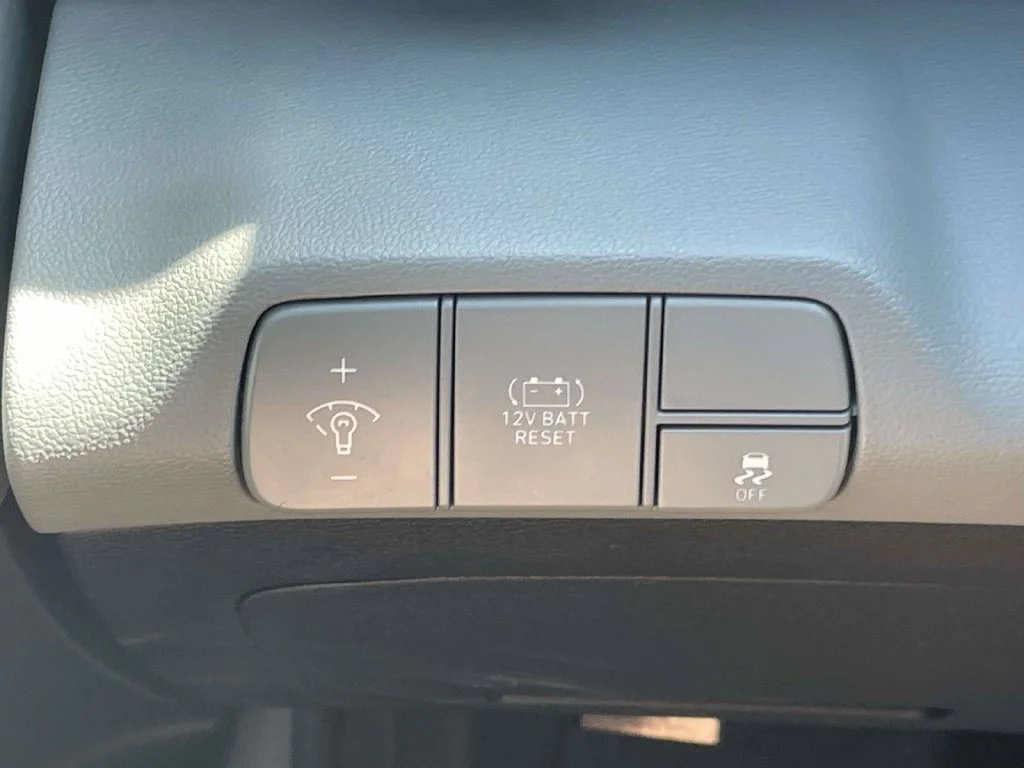 Used 2024 Gray Hyundai Limited image 28