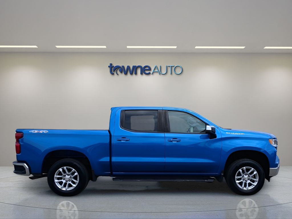 Used 2022 Blue Chevrolet LT image 8