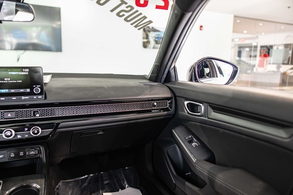 Used 2025 Silver Honda Sport image 35