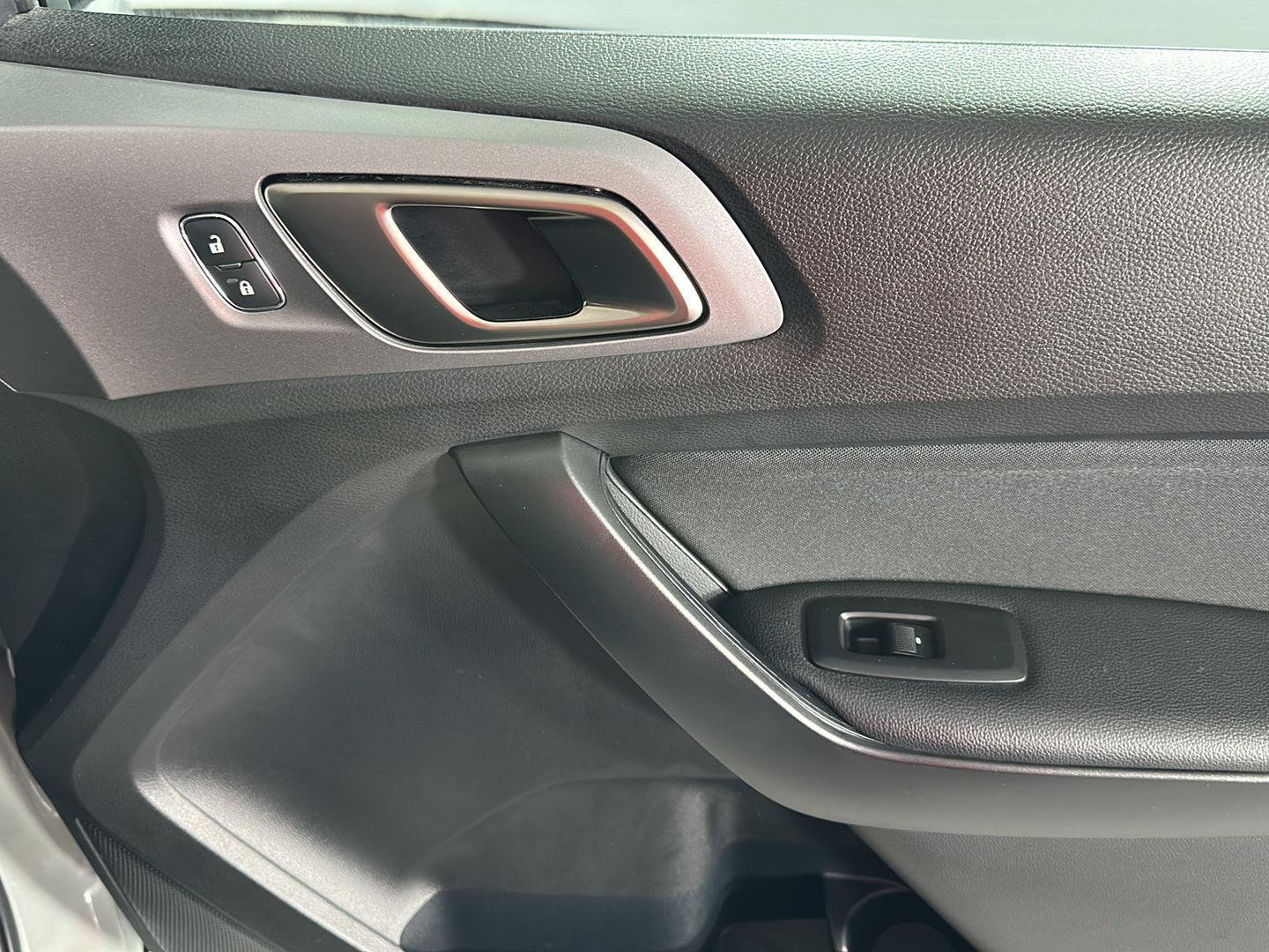 Used 2022 Cactus Gray Ford XLT image 5