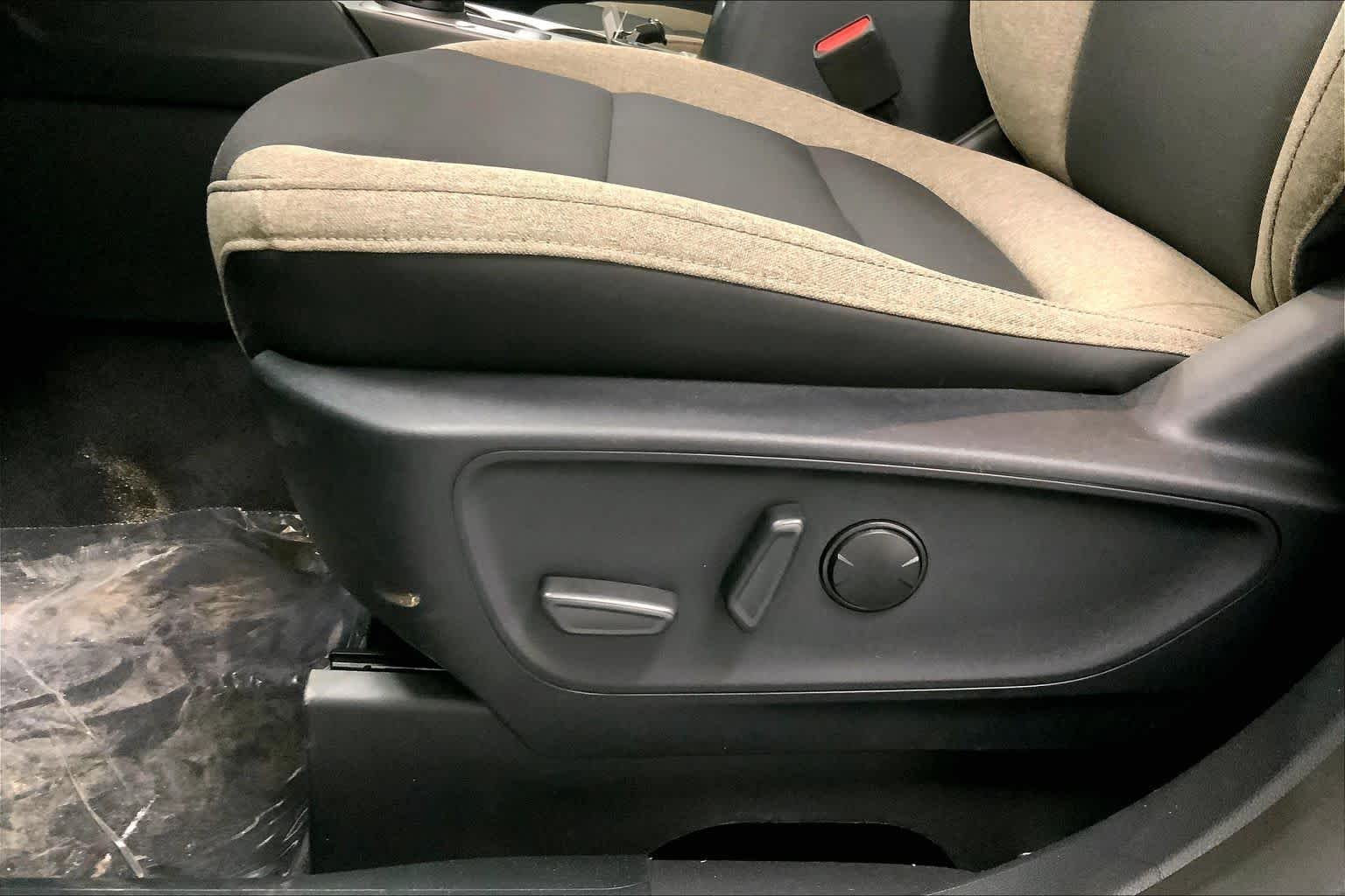 New 2026 Azure Gray Metallic Tri-Coat Ford Big Bend® image 19