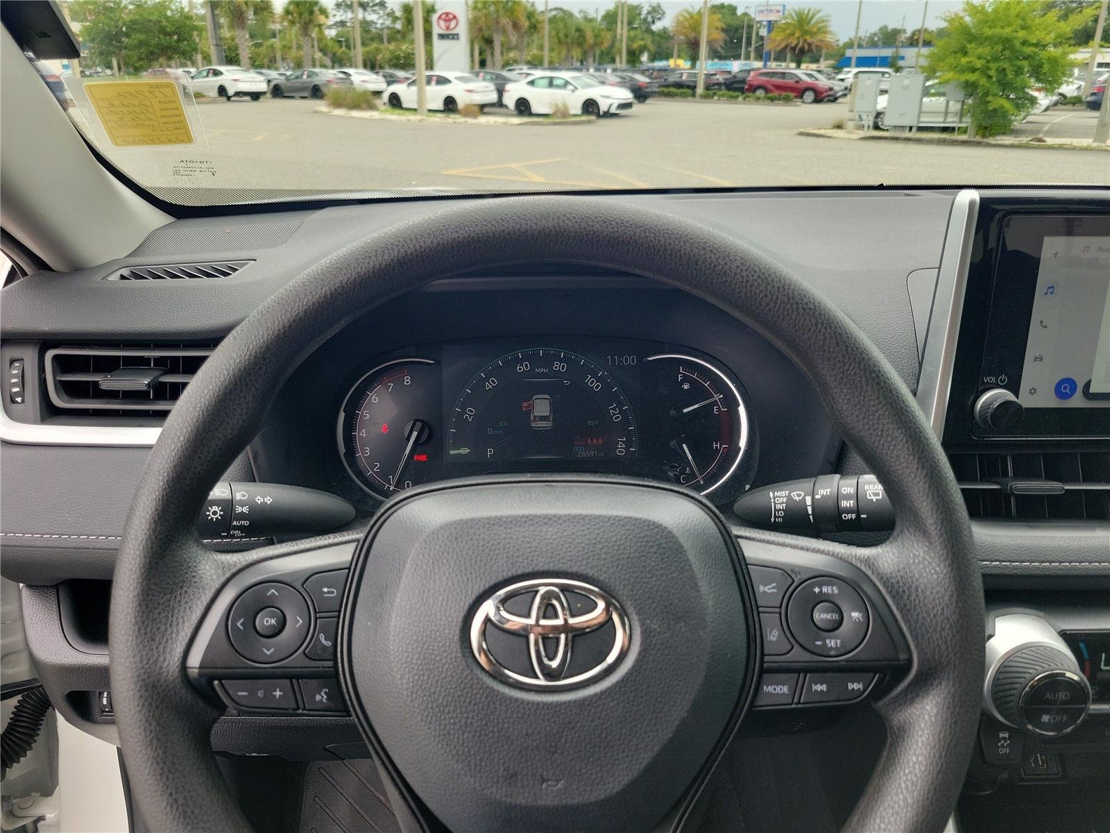 Used 2025 Ice Cap Toyota XLE image 27