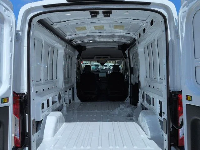 New 2026 White Ford Base image 13