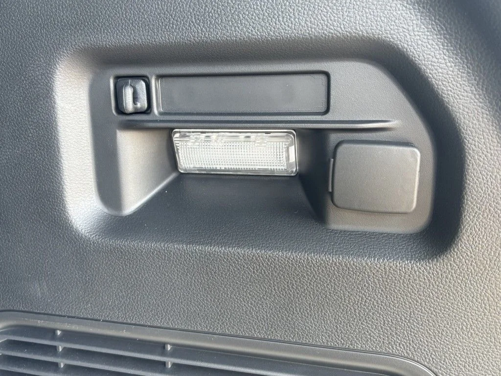 2026 Ford Explorer ST-Line - Photo 29