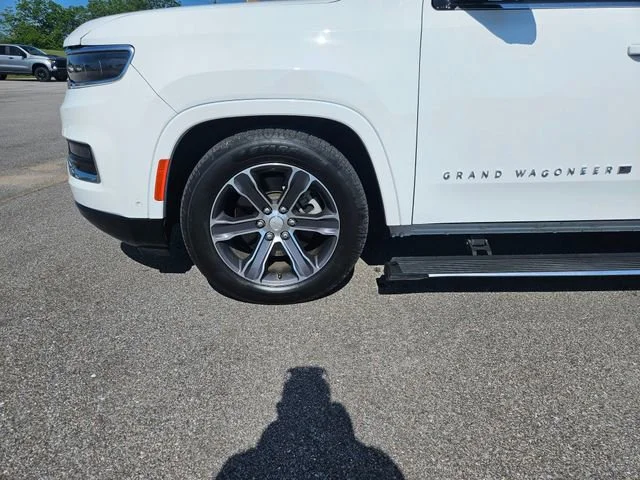 Used 2024 White Jeep 4x4 image 28