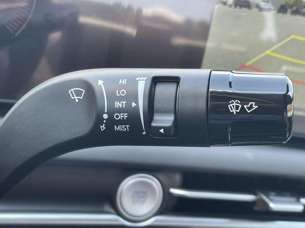 New 2026 White Hyundai SEL AWD image 22