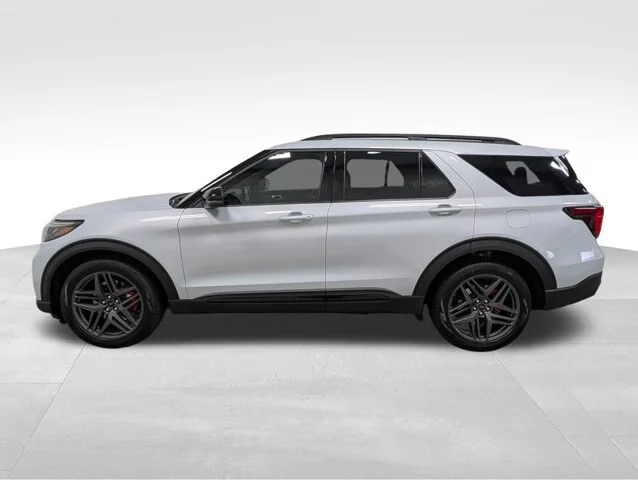 New 2026 Space White Metallic Ford ST image 31
